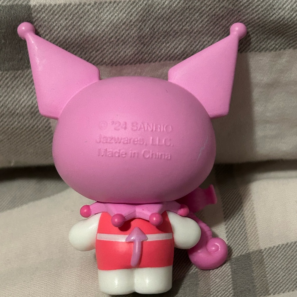 Summertime Kuromi Figurine - Picture 2 of 2